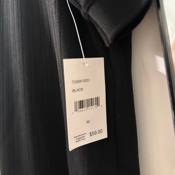 Tahari men’s medium black polo- New with Tags! - Picture 3 of 6